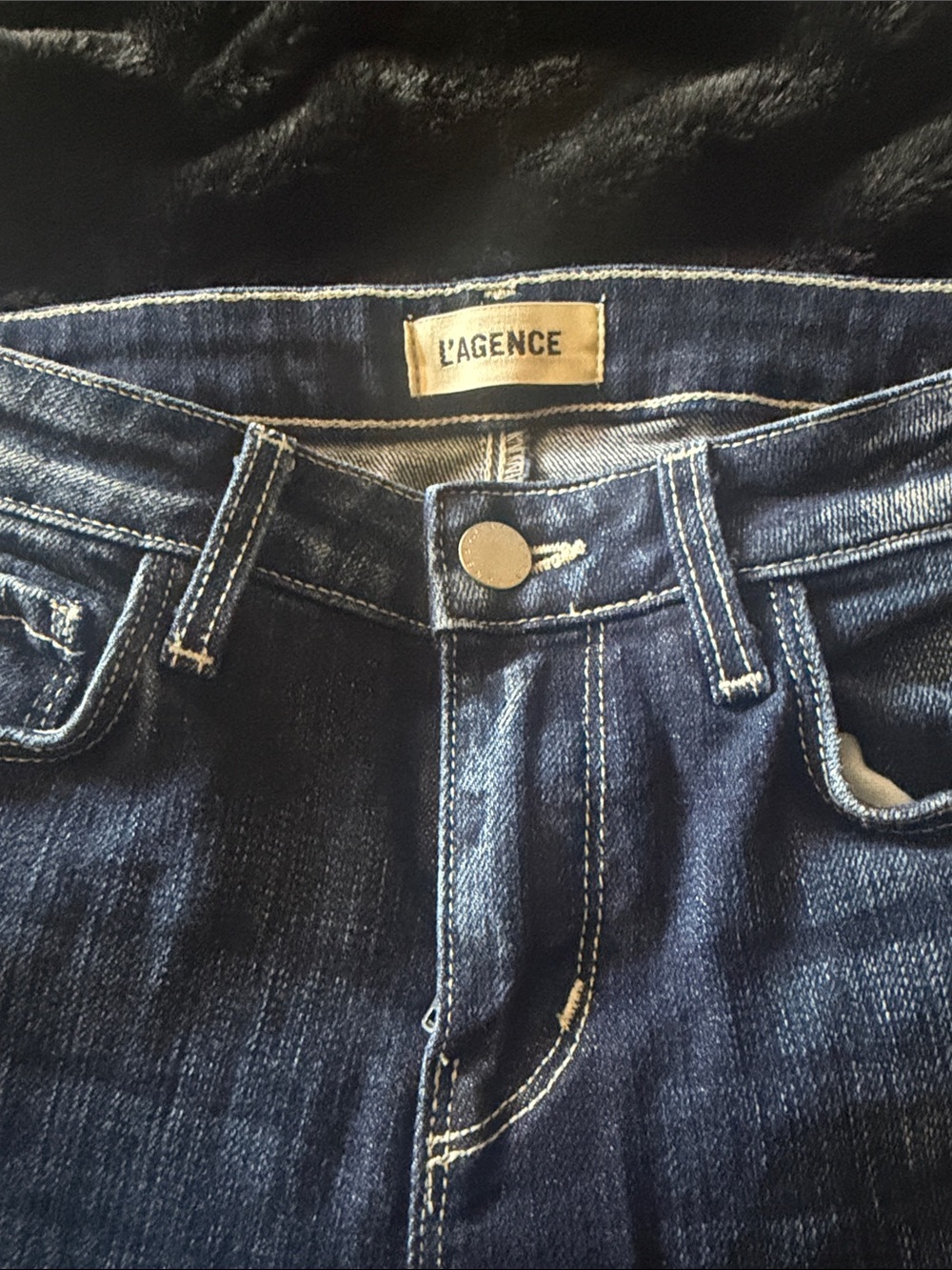 L'AGENCE Dark Blue Mid Rise Denim Jeans bootcut